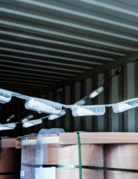 Feuchtigkeitsabsorber in Seecontainern für den Export. Container Trockenmittel. Conservatis