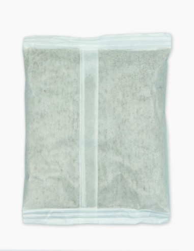 Molecular sieve. Desiccant packs. This desiccant works at high speed and creates environments with lower relative humidity.